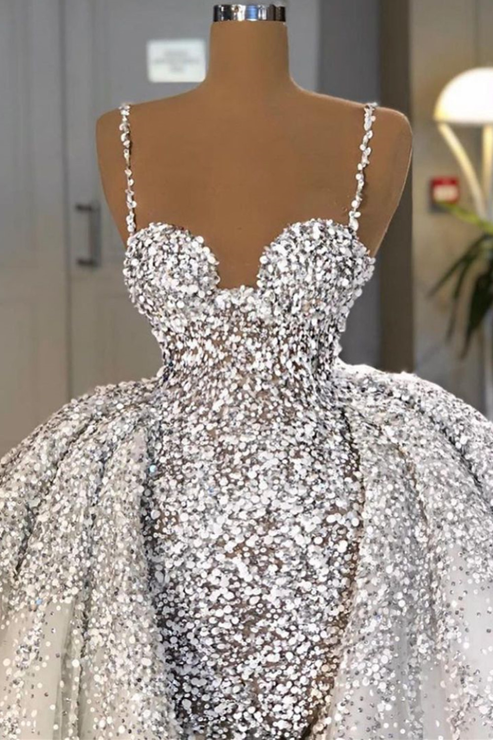 Gorgeous Sequins Mermaid Sweetheart Wedding Dress with Ruffles Train