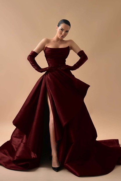 Strapless Sleeveless Long Split Formal Dress With Gloves Pleated