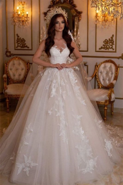 Sweetheart Tulle Ball Gown Wedding Dress with Flower Embroidery