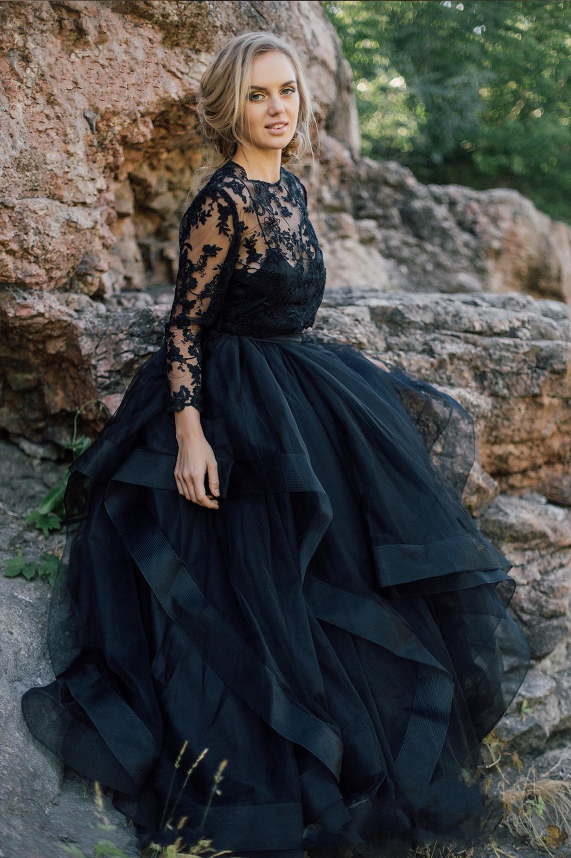 Unique Black Bateau Long Sleeves Ruffles A-Line Wedding Dress with Appliques Lace Tulle