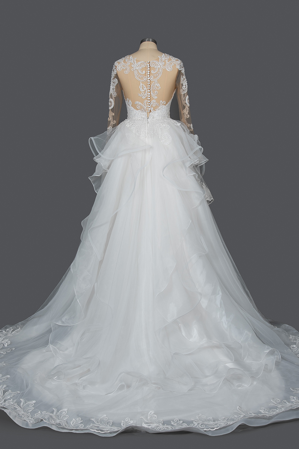 Chic Ruffles Ball Gown Long Sleeve Wedding Dress with Lace Appliques