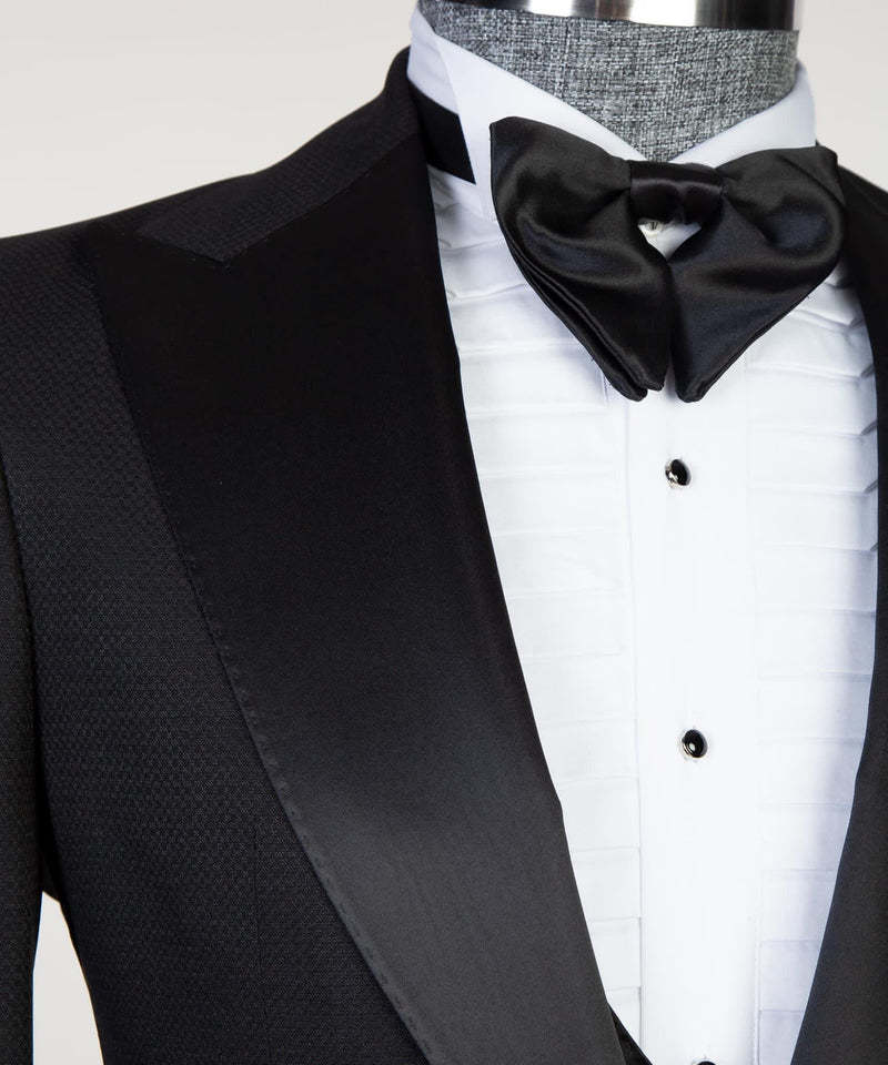 Edmund New Arrival Black Satin Peaked Lapel Men's Suits with Three-Piece