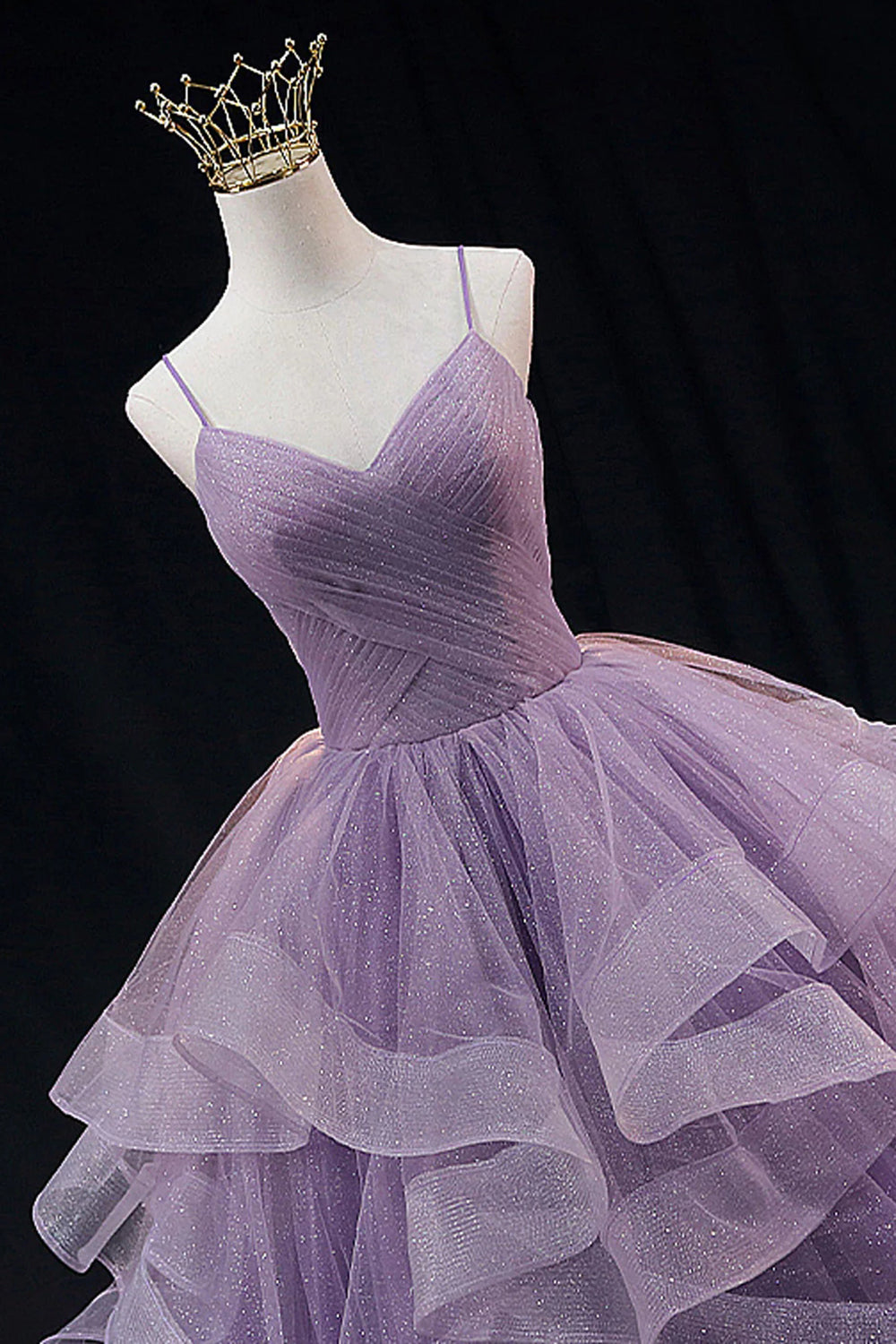 Long Light Purple Prom Dress with Spaghetti Straps and Ruffles in an A-Line Cut