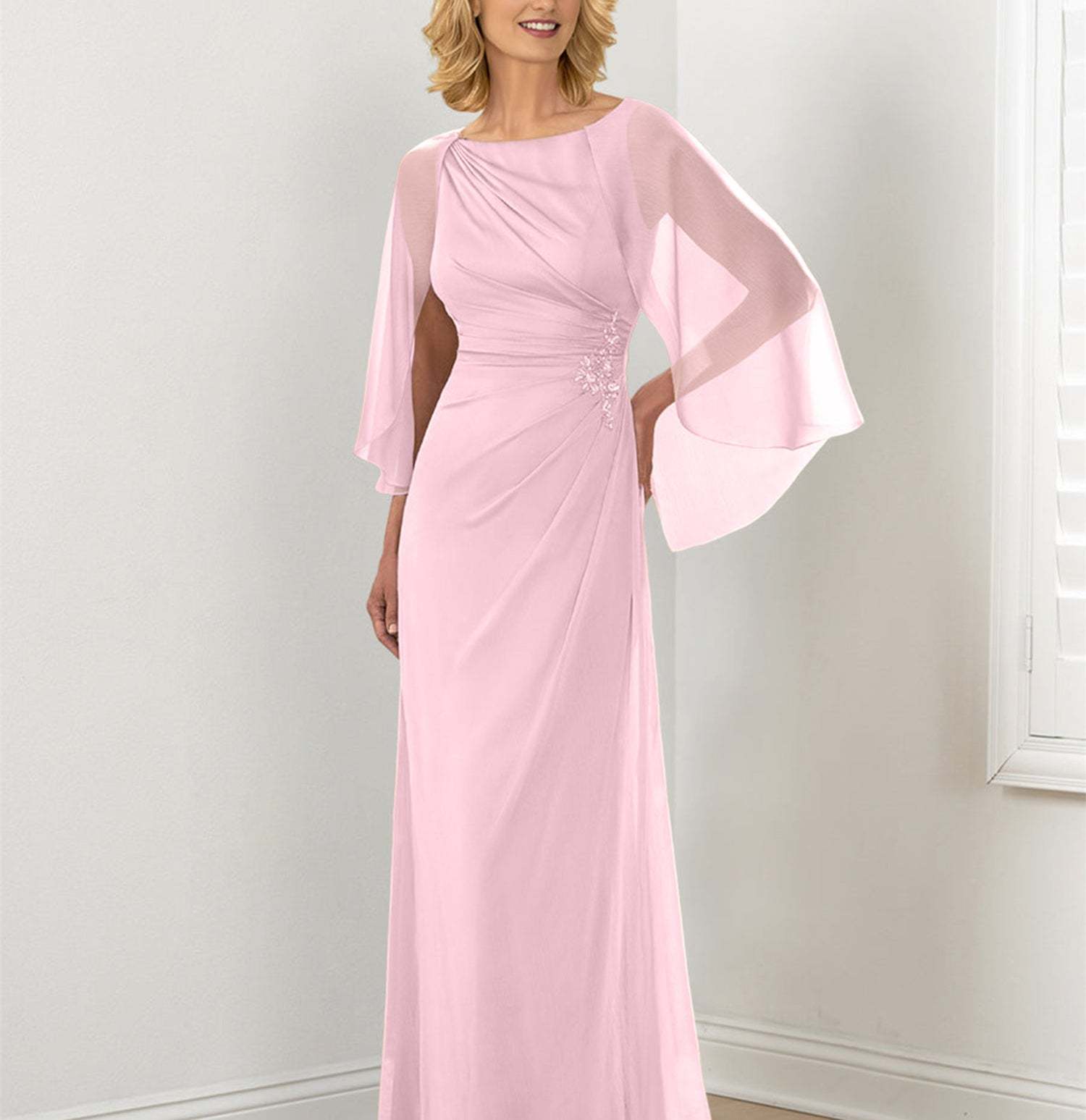 Round Neck Column/Sheath Mother of the Bride Dresses with Ruched Detail