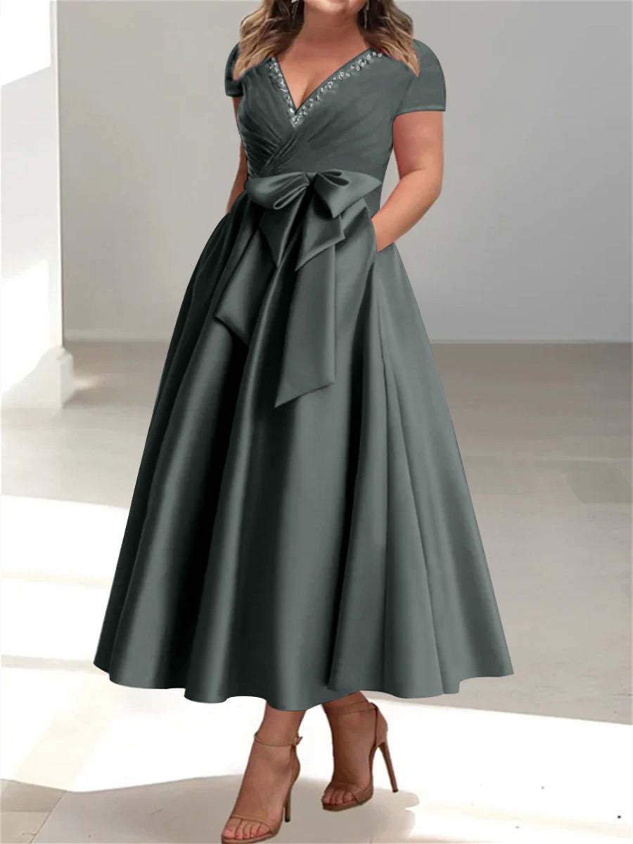 Plus Size Mother of the Bride A-Line Princess V-Neck Dress with Pockets and Ruffles