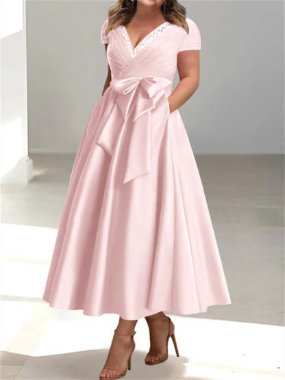 Plus Size Mother of the Bride A-Line Princess V-Neck Dress with Pockets and Ruffles