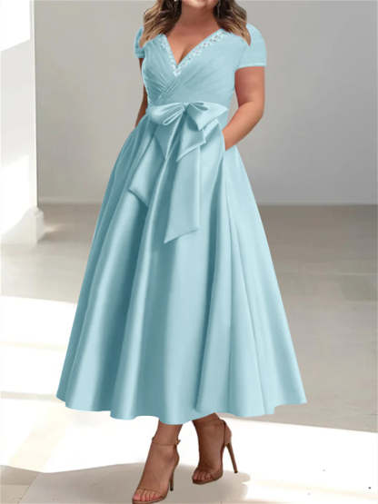 Plus Size Mother of the Bride A-Line Princess V-Neck Dress with Pockets and Ruffles