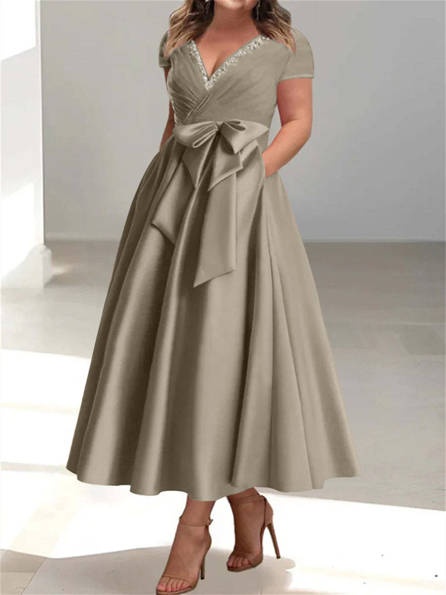 Plus Size Mother of the Bride A-Line Princess V-Neck Dress with Pockets and Ruffles