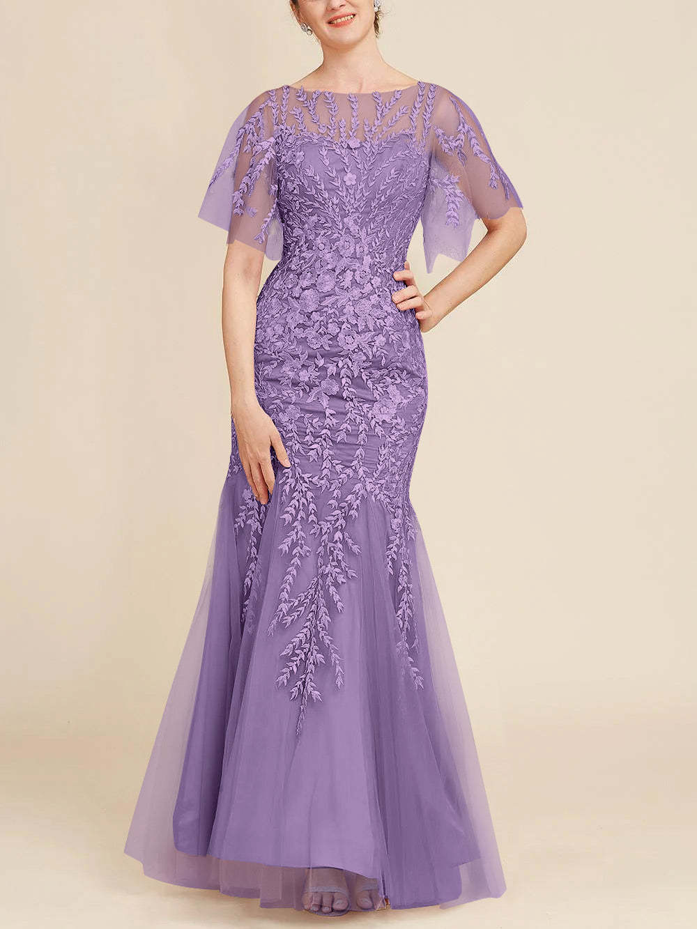 Floor-Length Mother of the Bride Lace Dresses with Trumpet/Mermaid Scoop Half Sleeves