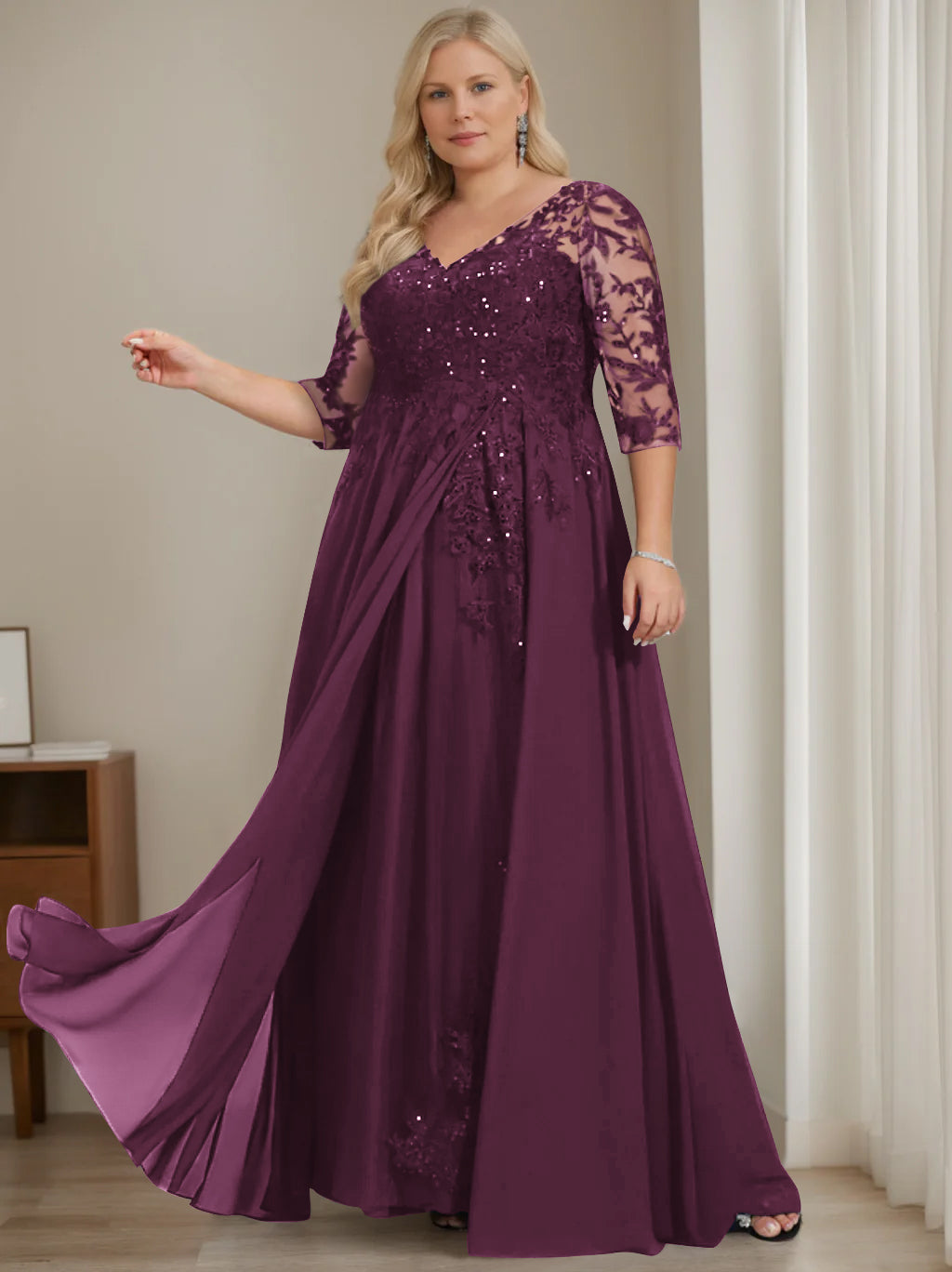 Plus Size V-Neck A-Line Princess Floor-Length Mother of the Bride Dress with Half Sleeves and Sequins