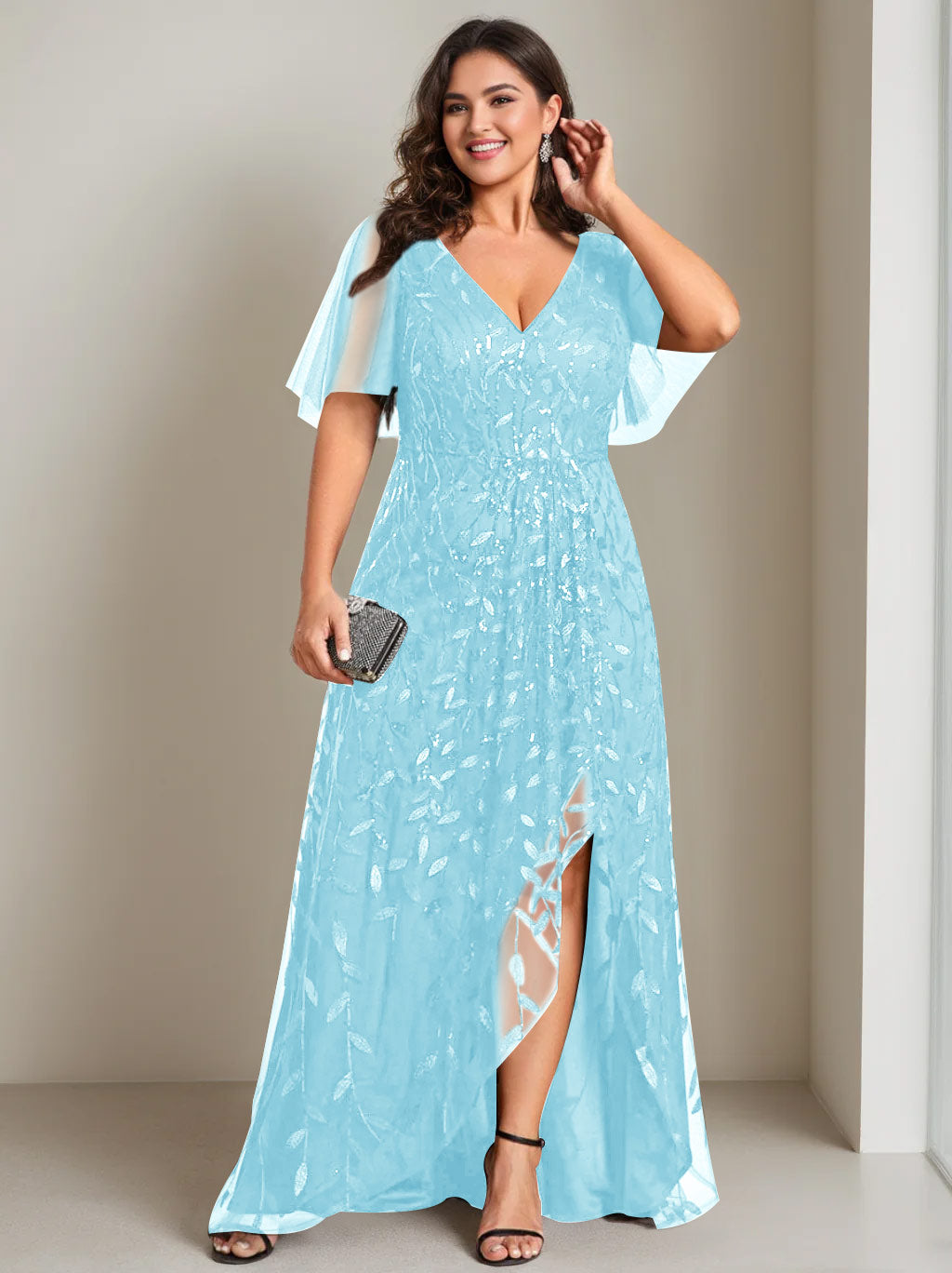 Plus Size Asymmetrical A-Line Princess V-Neck Short Sleeve Mother of the Bride Dress with Sequins