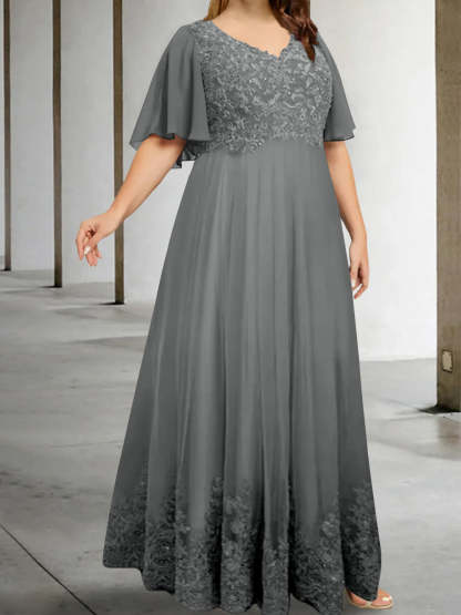 Plus Size V-Neck A-Line Princess Floor-Length Mother of the Bride Dress with Appliques and Half Sleeves