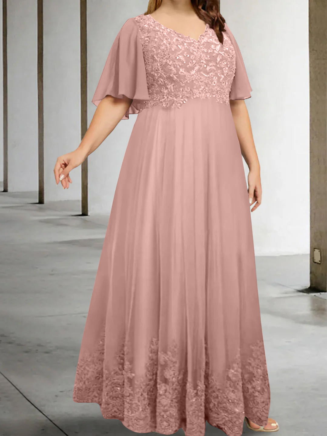 Plus Size V-Neck A-Line Princess Floor-Length Mother of the Bride Dress with Appliques and Half Sleeves