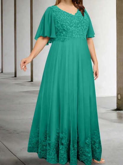 Plus Size V-Neck A-Line Princess Floor-Length Mother of the Bride Dress with Appliques and Half Sleeves