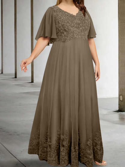 Plus Size V-Neck A-Line Princess Floor-Length Mother of the Bride Dress with Appliques and Half Sleeves