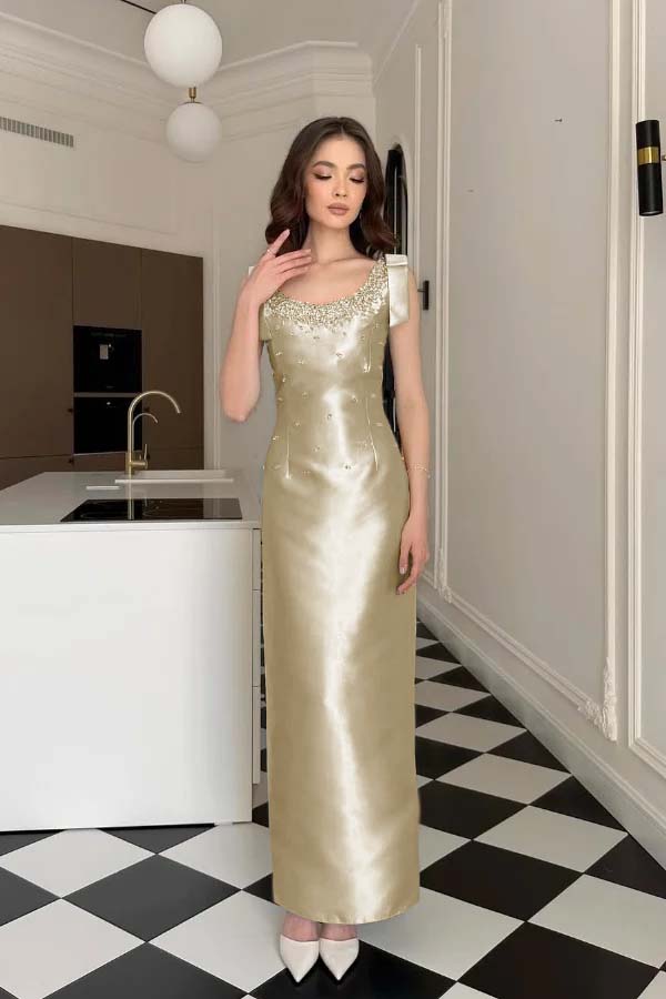 Glamorous Straps Sleeveless Long Formal Dress With Appliques Beading