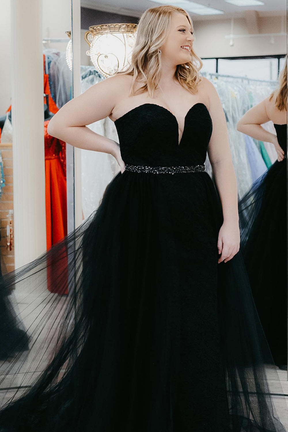 Black Plus Size A-Line Prom Dress with Sweetheart Neckline and Beading