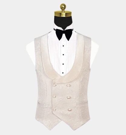 Stylish White Shawl Lapel Wedding Tux Ideas with Three Pieces