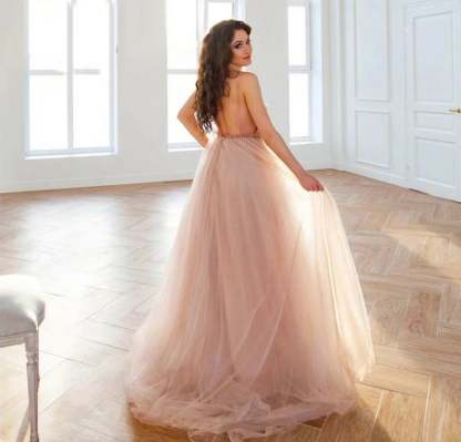 Modern V-Neck Backless A-Line Long Wedding Dress with Tulle Floral