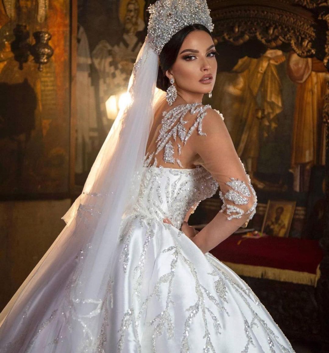 Beautiful Satin Long Princess Sweetheart Wedding Dress with Sleeves