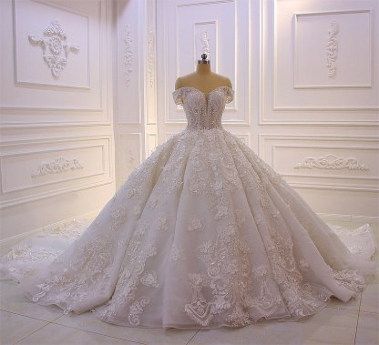 Sexy Sweetheart Off-the-Shoulder Backless Wedding Dress with Tulle Appliques Lace Ruffles