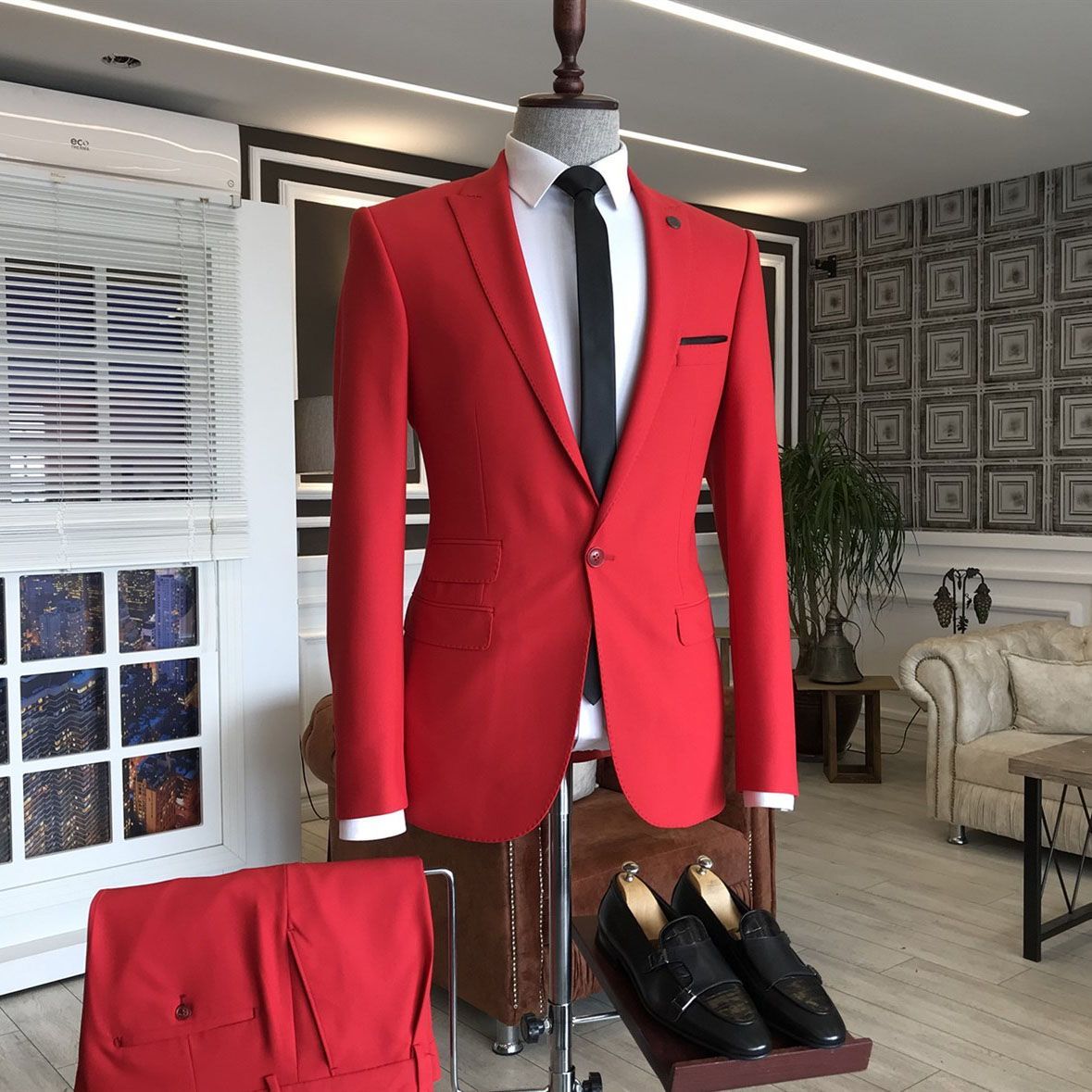 Fashion Red Best Peaked Lapel Fit Formal Dinner Suit for Prom