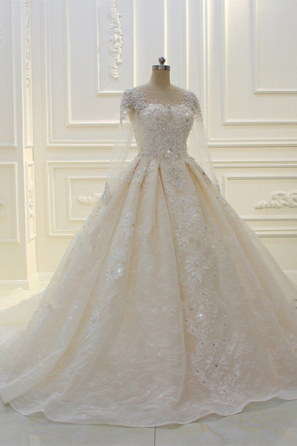 Elegant Beading Ball Gown Long Sleeves Bateau Wedding Dress with Appliques Lace