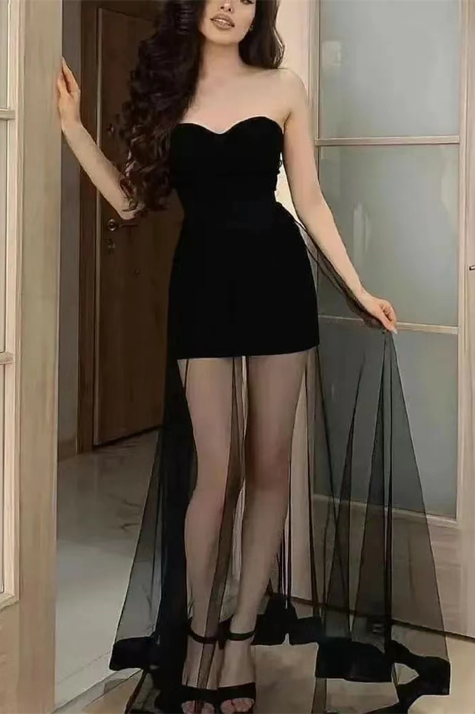 Black Sweetheart Mini Prom Dress With Tulle Strapless
