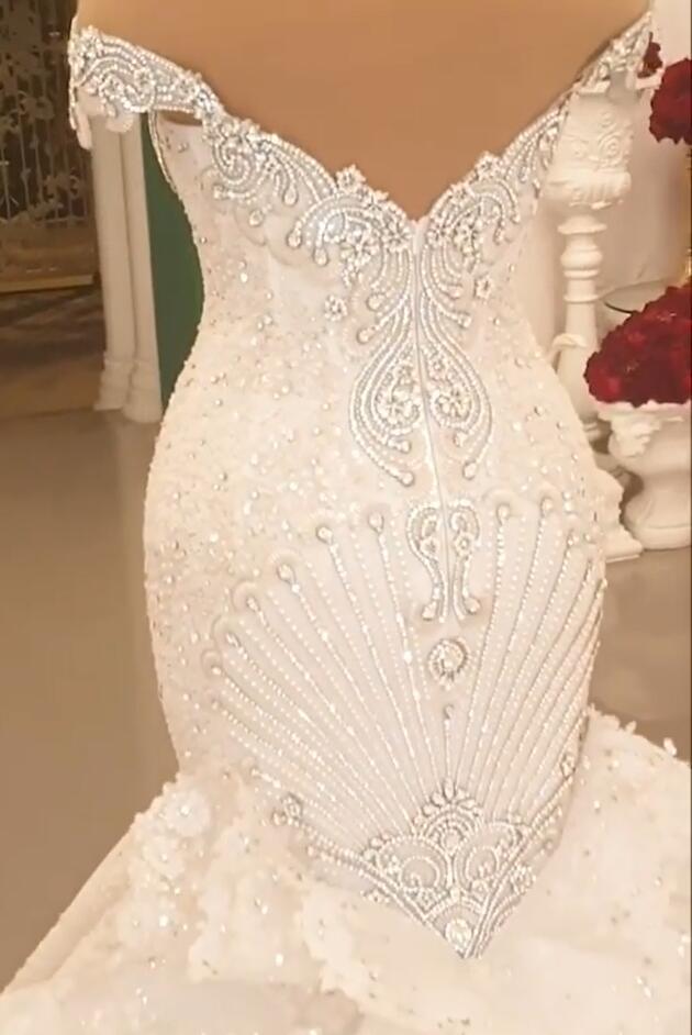Gorgeous Floor-Length Backless Mermaid Off-The-Shoulder Wedding Dress with Crystal