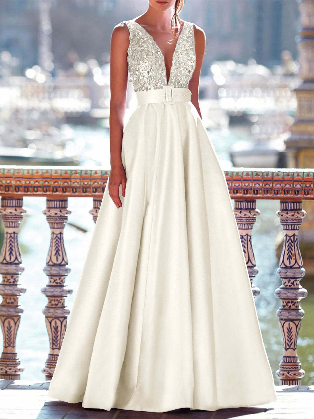 Sleeveless V-Neck A-Line Prom Dress with Pockets in Floor-Length Satin and Pearls