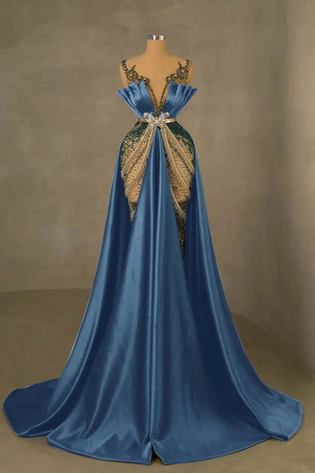 Heavy Emerald Green Straps Mermaid Formal Dress With Sleeveless Long