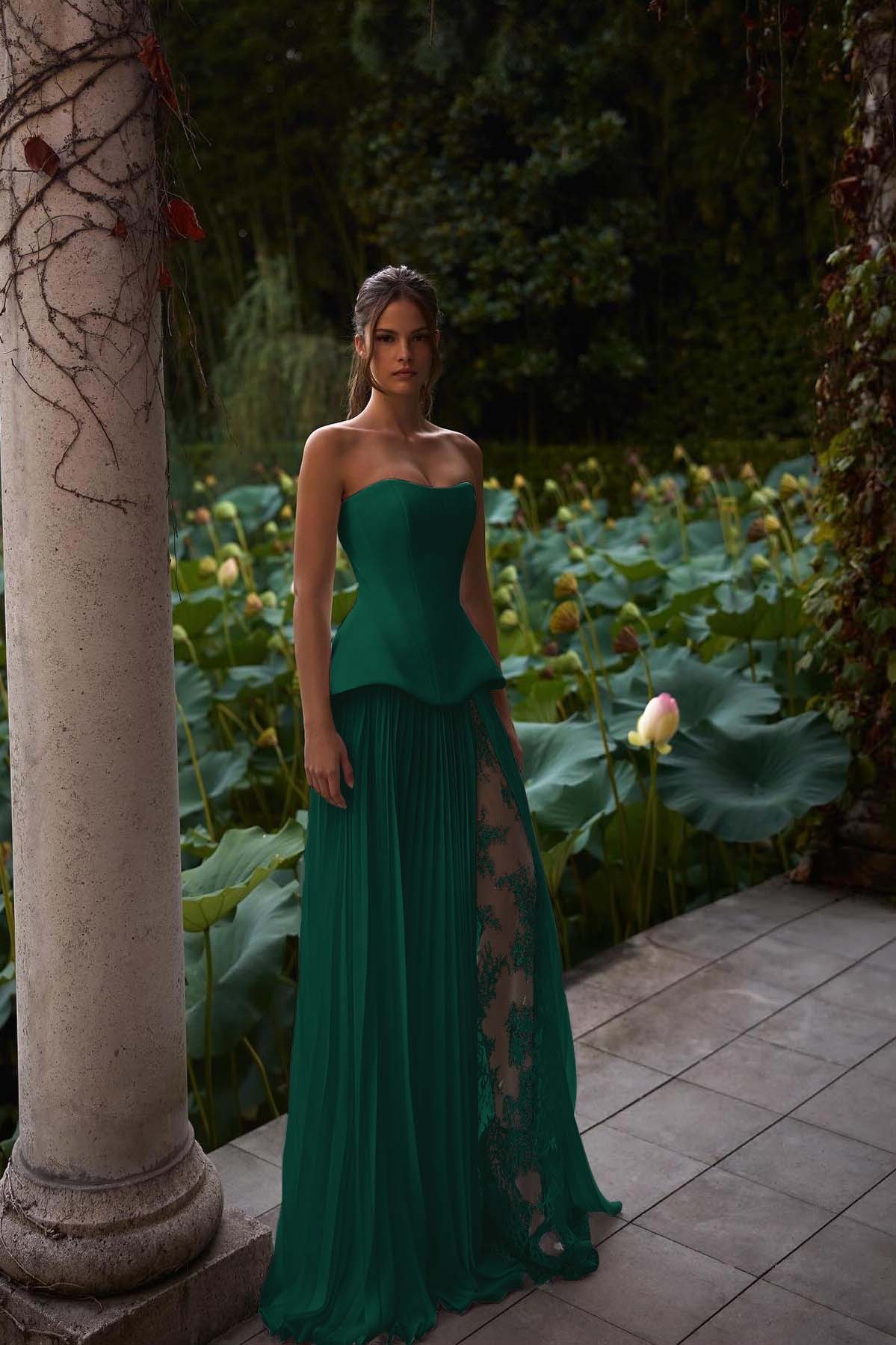 Strapless Sleeveless Long Formal Dress With Pleated Split Appliques