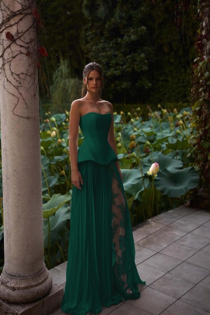 Strapless Sleeveless Long Formal Dress With Pleated Split Appliques