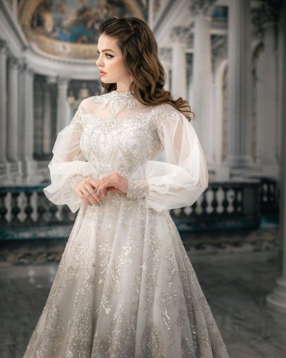 Chic White Lace Long Sleeves Evening Dress