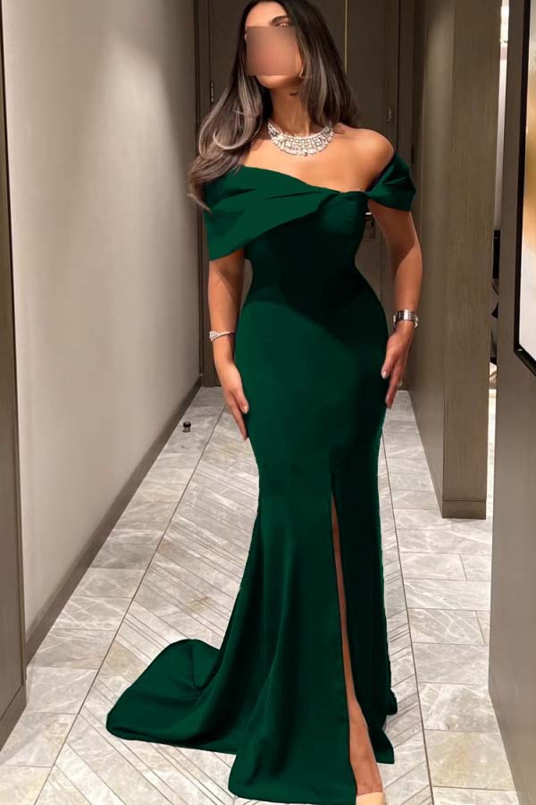 Off the Shoulder Sleeveless Long Mermaid Formal Dress With Pleated