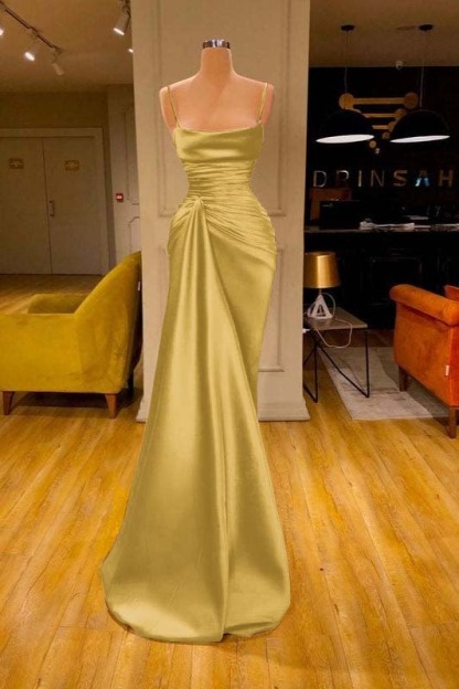 Spaghetti-Straps Cabernet Mermaid Prom Dress With Ruffles