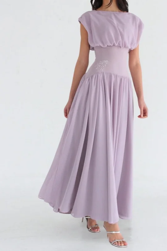 Jewel Neck Sleeveless High Waist Long Formal Dress With Appliques