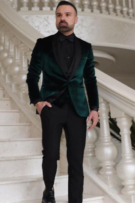 Fashion Dark Green Velvet Three-Piece Shawl Lapel Wedding Groom Suits