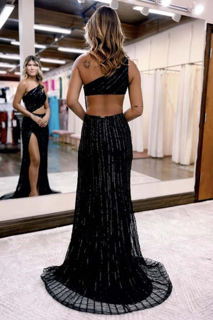 One-Shoulder Fuchsia Prom Dress with Mermaid Cut and Slit