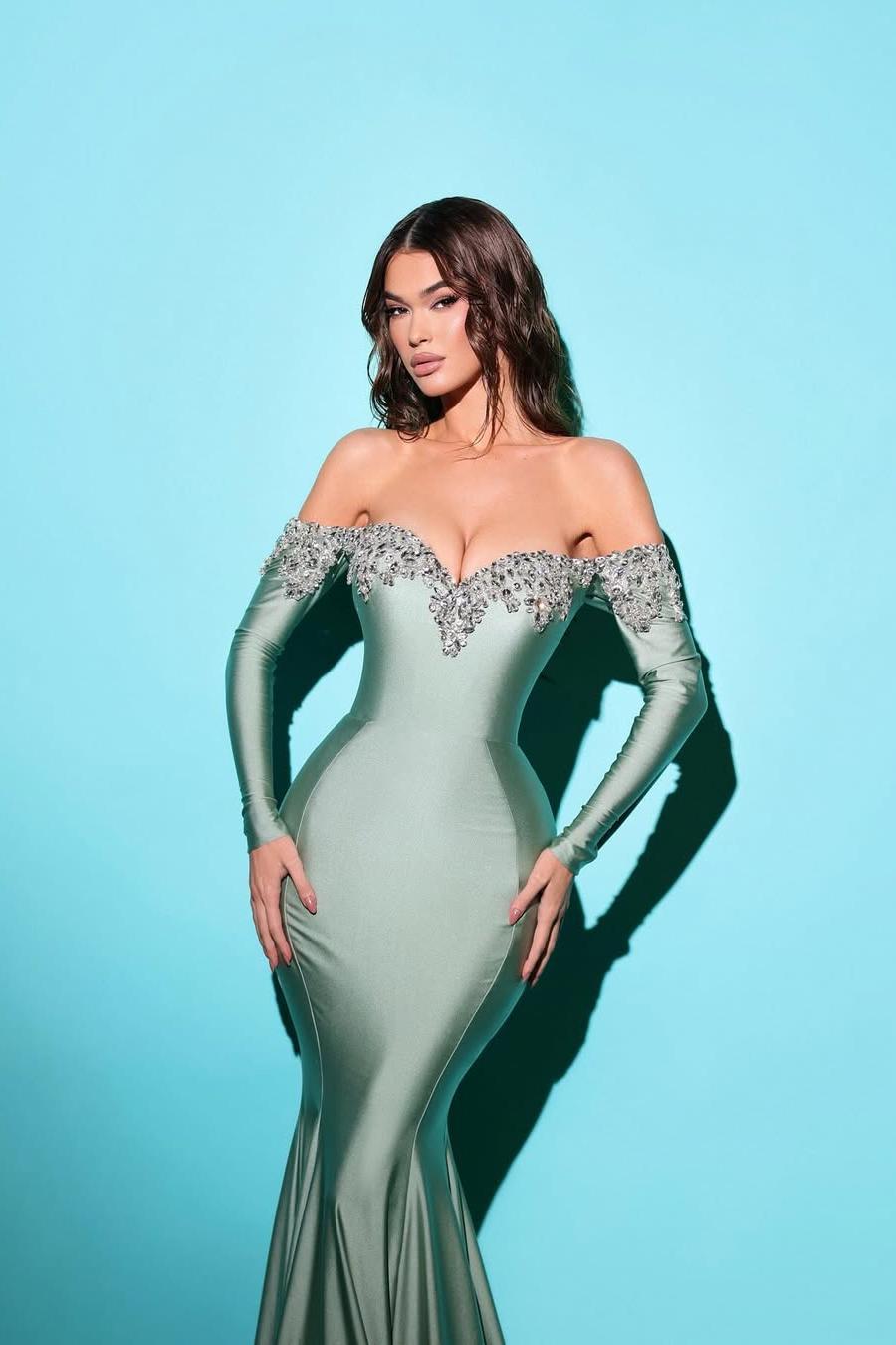 Off the Shoulder Sweetheart Long Sleeves Long Formal Dress With Beading
