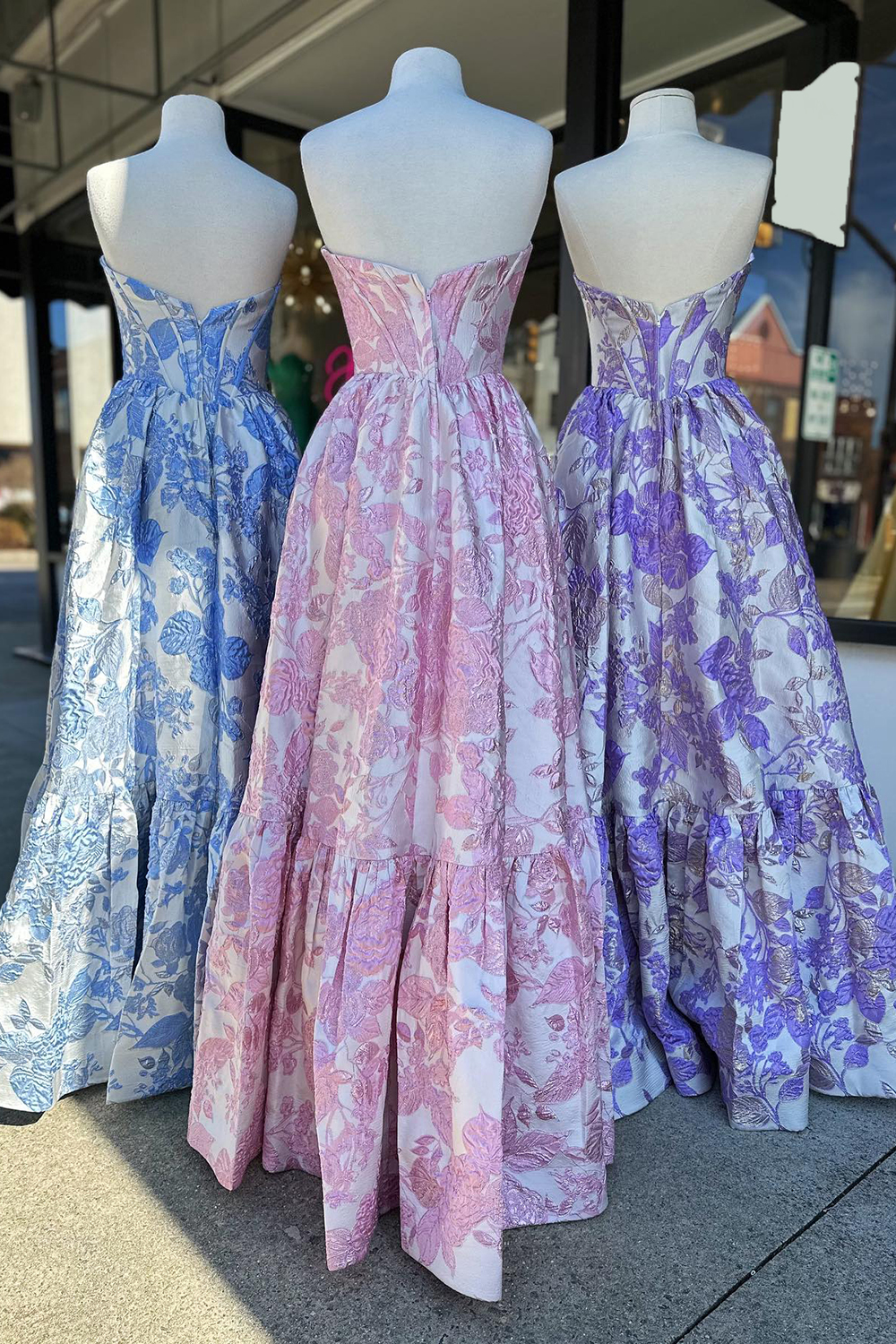 Elegant Sweetheart A-Line Corset Prom Dress in Blue Floral