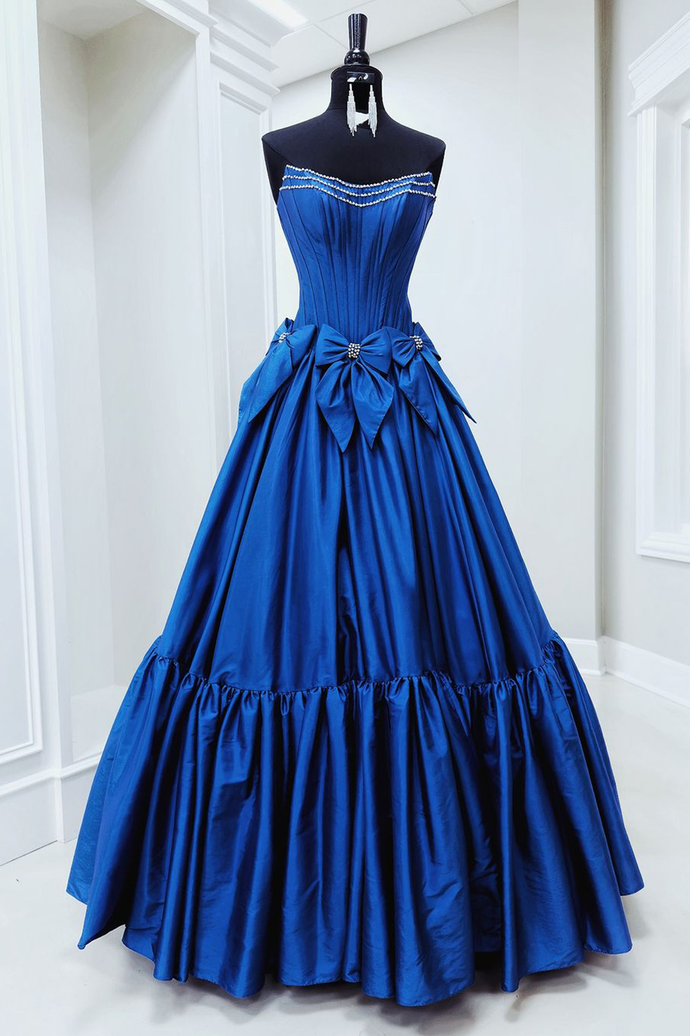 Long Satin A-Line Prom Corset Dress in Pink with Strapless Design and Bows