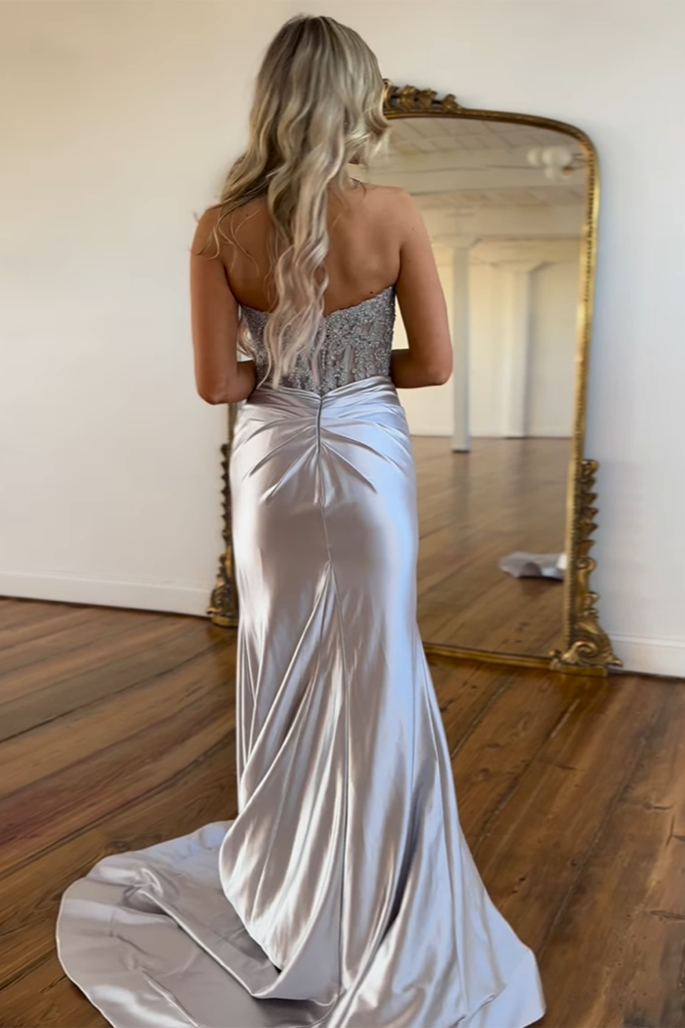 Long Sweetheart Corset Prom Dress in Royal Blue with Mermaid Silhouette and Appliques