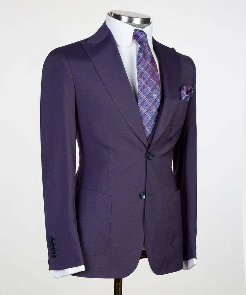 Best-Fitted Chic Dark Purple Peaked Lapel Three-Piece Men's Suits