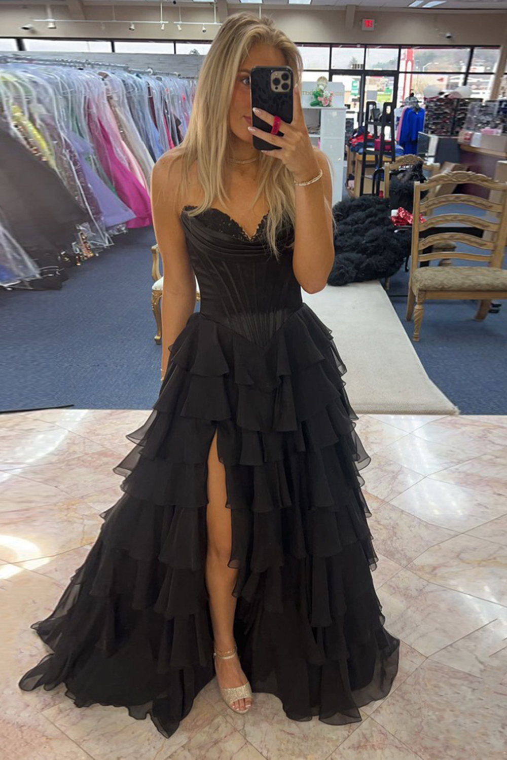 Sweetheart A-Line Black Chiffon Corset Prom Dress Featuring a Tiered Slit