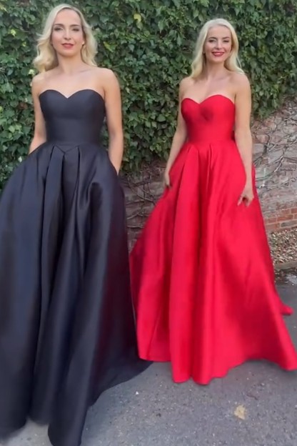 Long Black Satin Prom Dress with Sweetheart Neckline and A-Line Bow