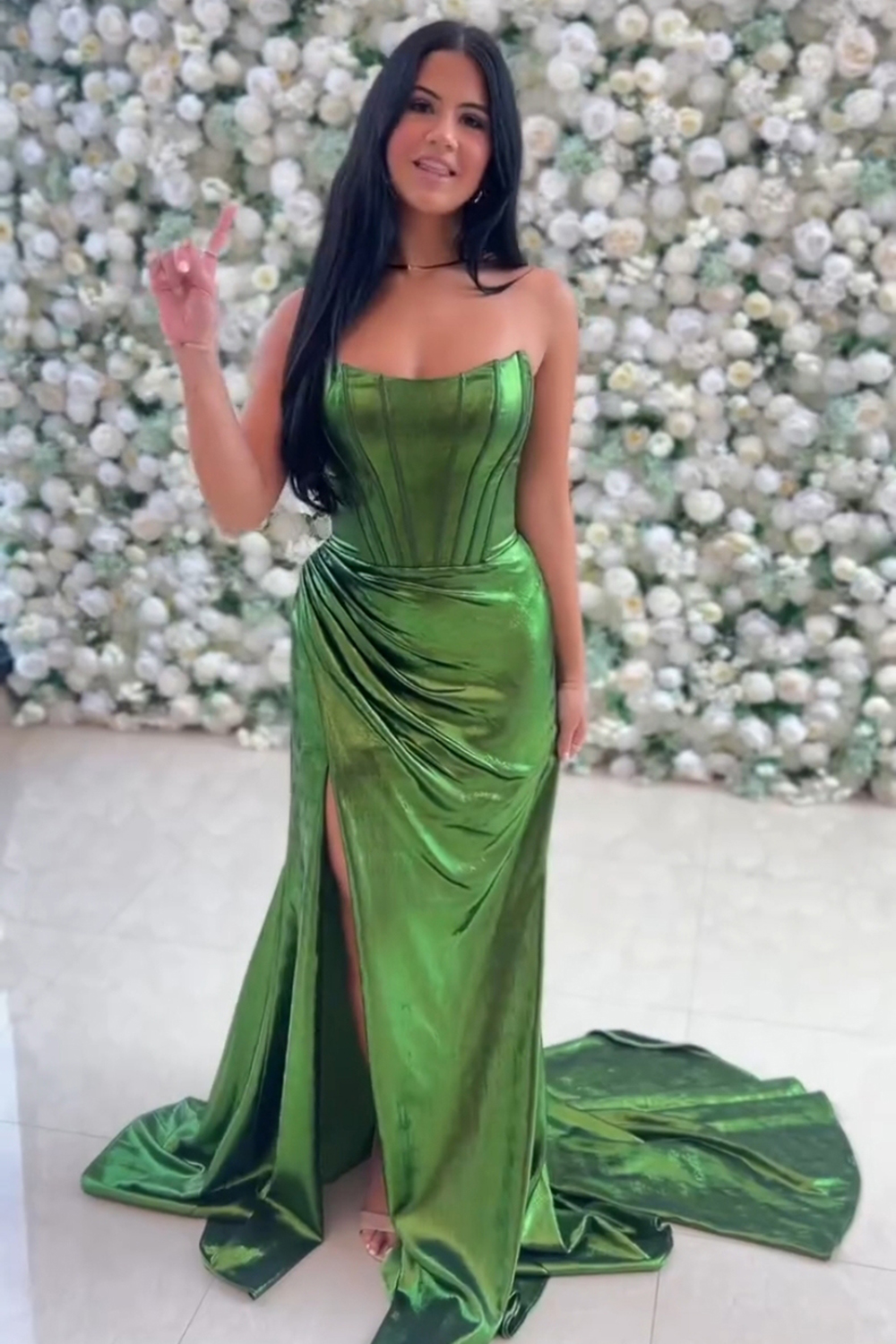 Long Dark Green Mermaid Corset Prom Dress with Ruched Strapless Design and Slit
