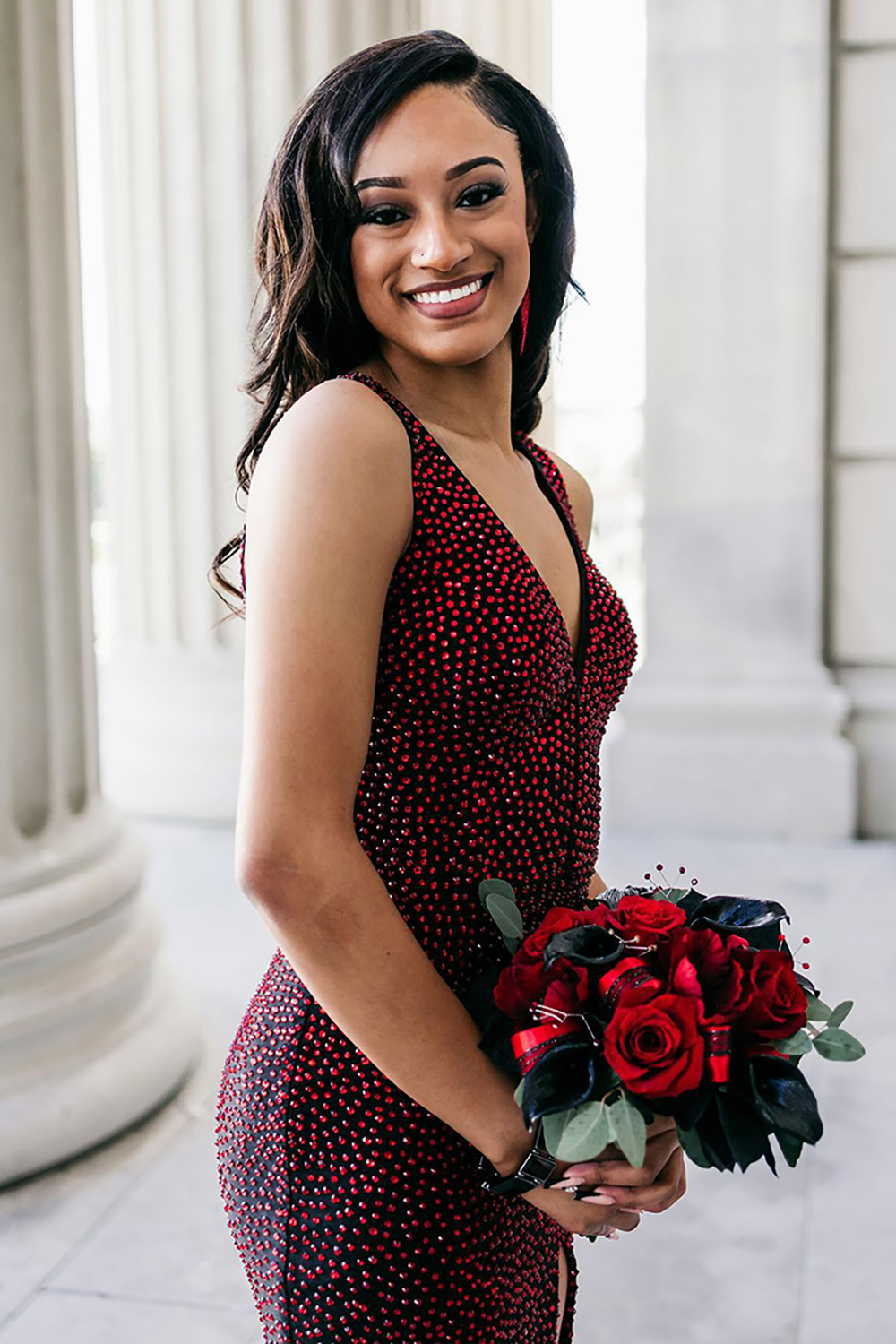 Elegant Black Burgundy V-Neck Beaded Mermaid Gown with Side Slit