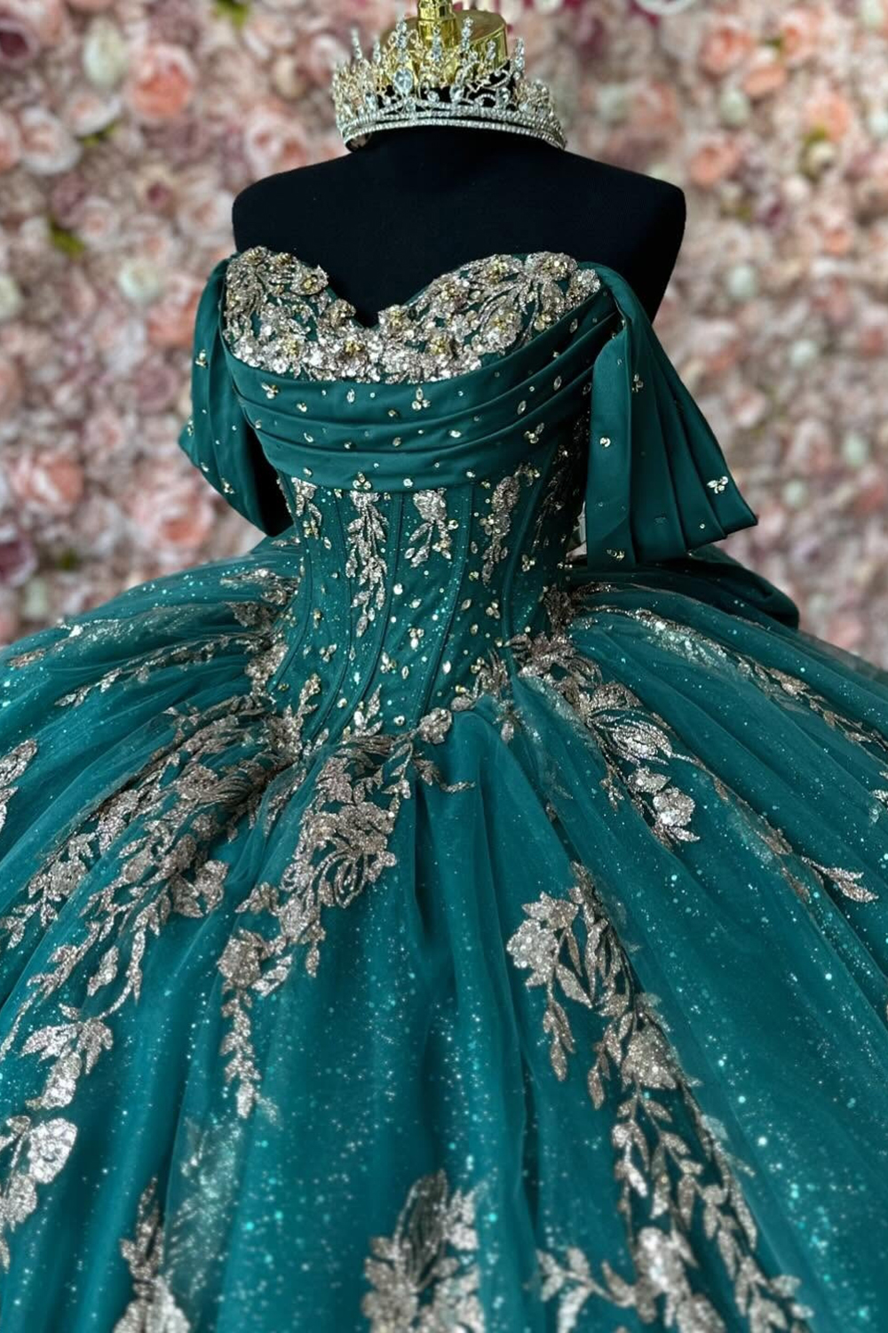 Off-the-Shoulder Dark Green Quinceanera Dress with Beaded Applique and Tulle Train