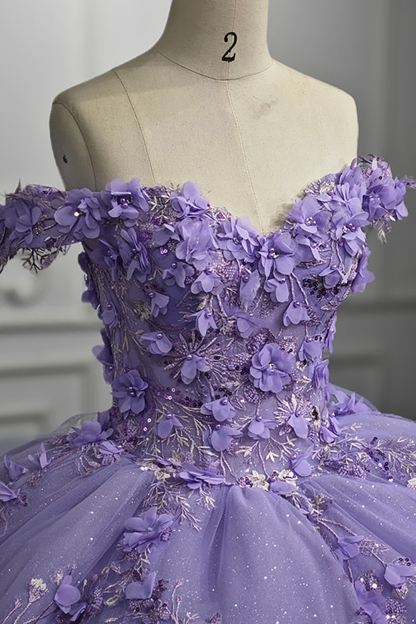 Off-the-Shoulder Lavender Tulle Quinceanera Ball Gown Featuring Appliques